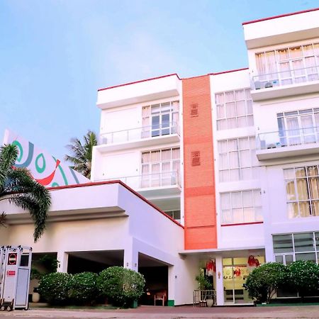 Kanola Luxury Hotel Anuradhapura Esterno foto