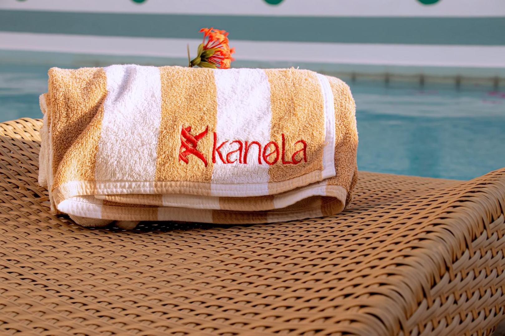 Kanola Luxury Hotel Anuradhapura Esterno foto