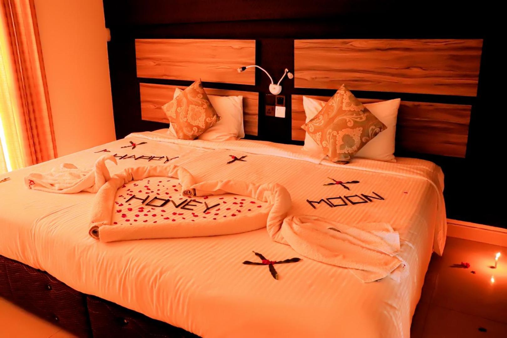 Kanola Luxury Hotel Anuradhapura Esterno foto